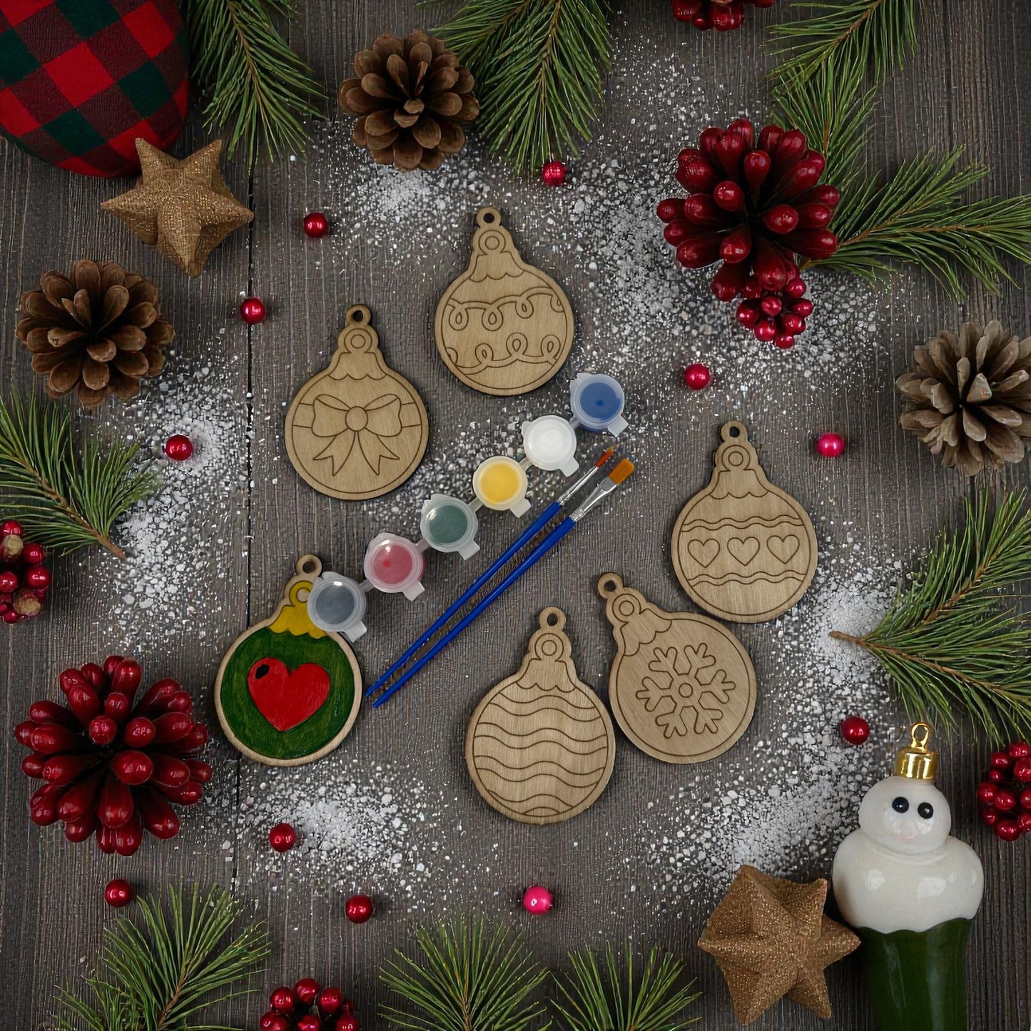 kids craft. Christmas ornaments and paint set